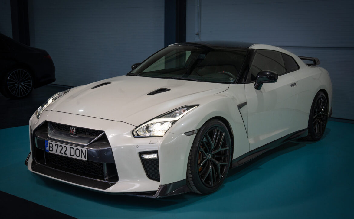 Nissan GT-R Black Edition