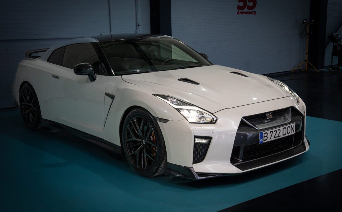 Nissan GT-R Black Edition
