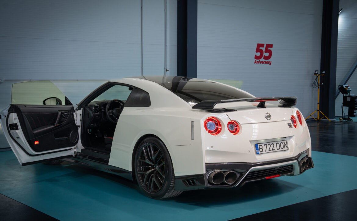 Nissan GT-R Black Edition