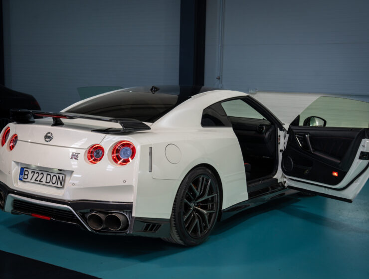 Nissan GT-R Black Edition